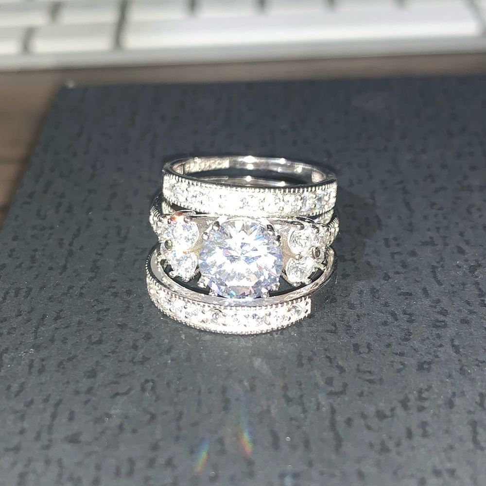 Ring Set - Picture 2 of 7